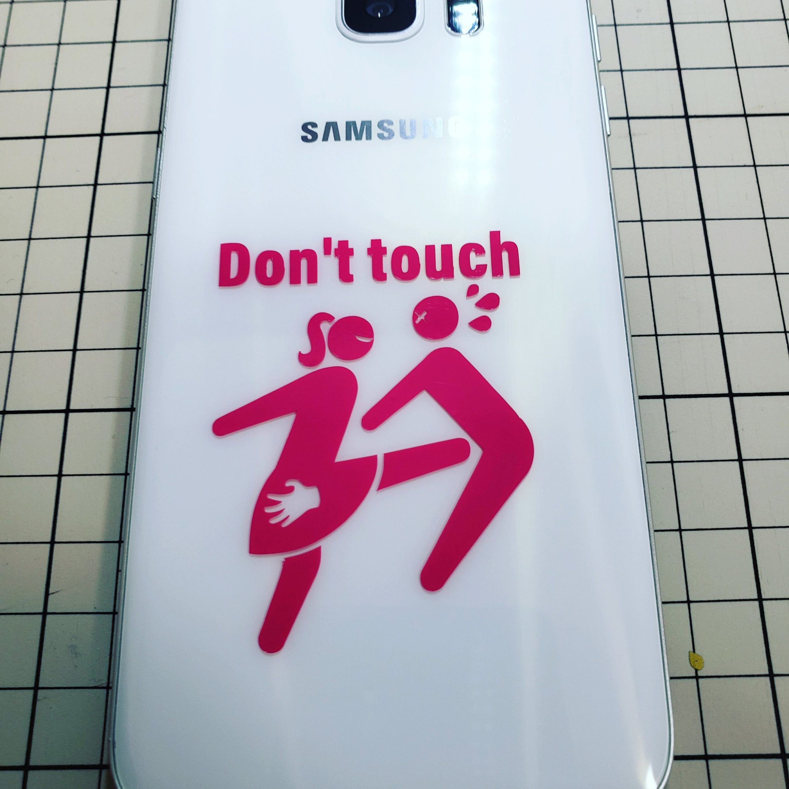 Don't Touchカッティングステッカー_1